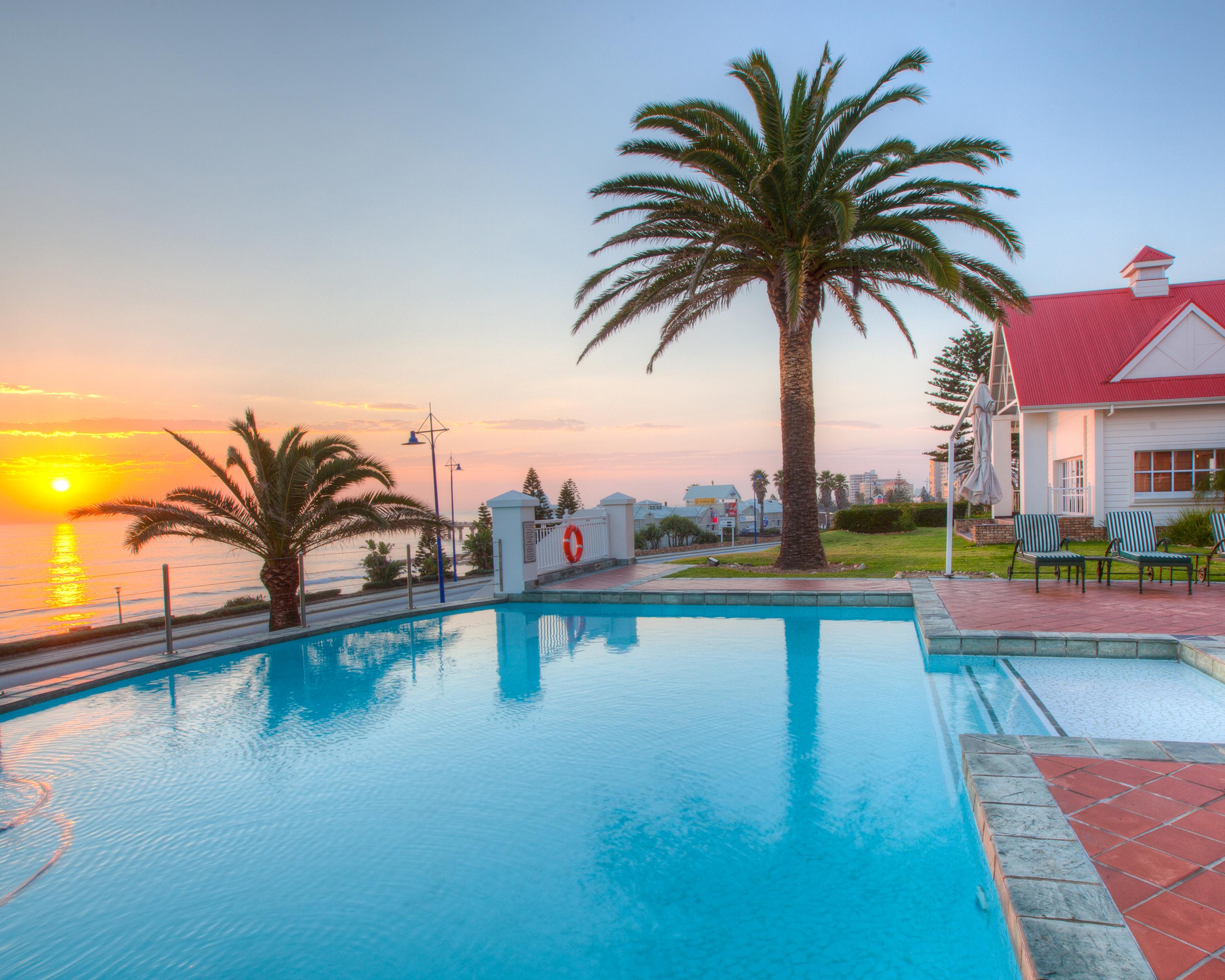 Courtyard Hotel Gqeberha Port Elizabeth Exterior photo