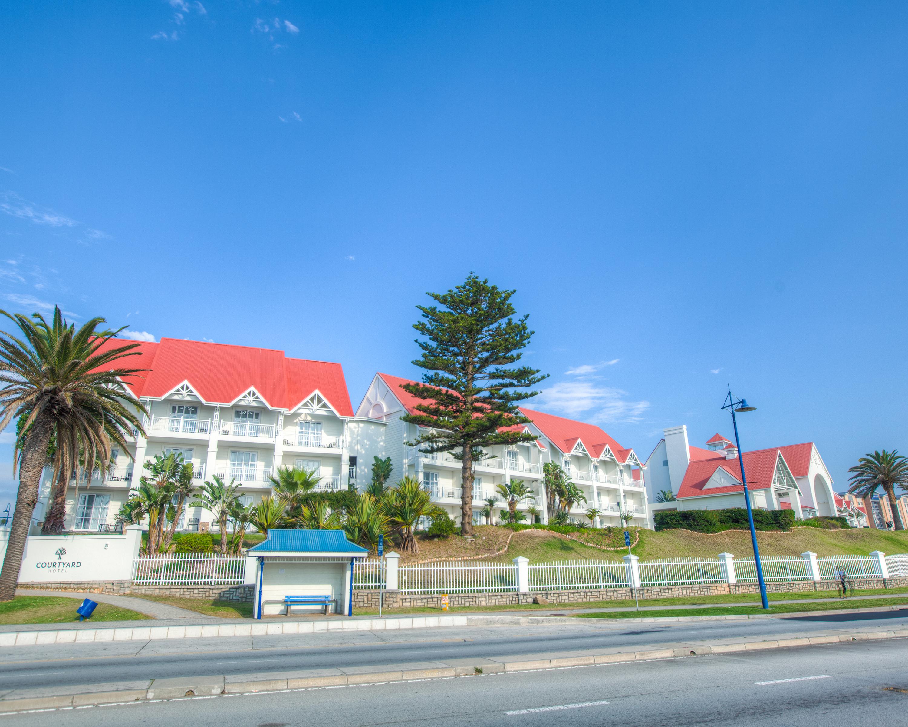 Courtyard Hotel Gqeberha Port Elizabeth Exterior photo