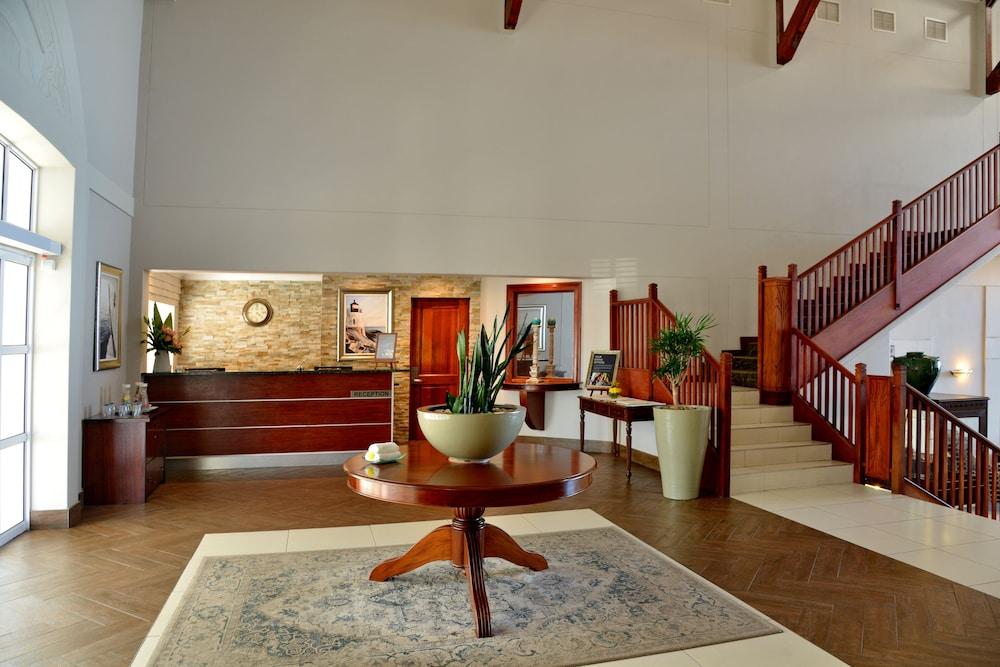 Courtyard Hotel Gqeberha Port Elizabeth Exterior photo