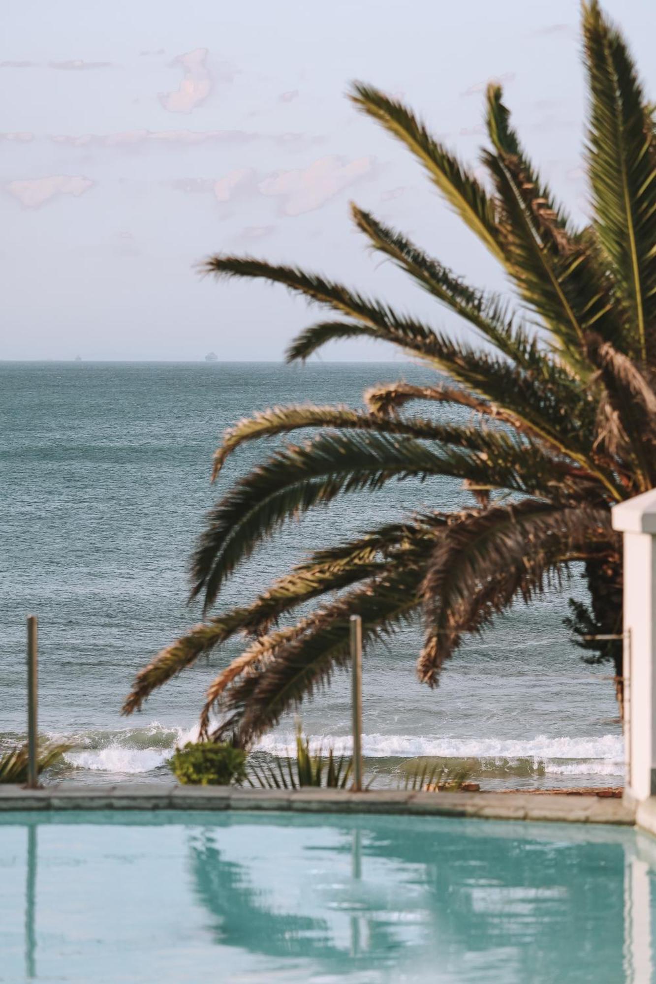 Courtyard Hotel Gqeberha Port Elizabeth Exterior photo