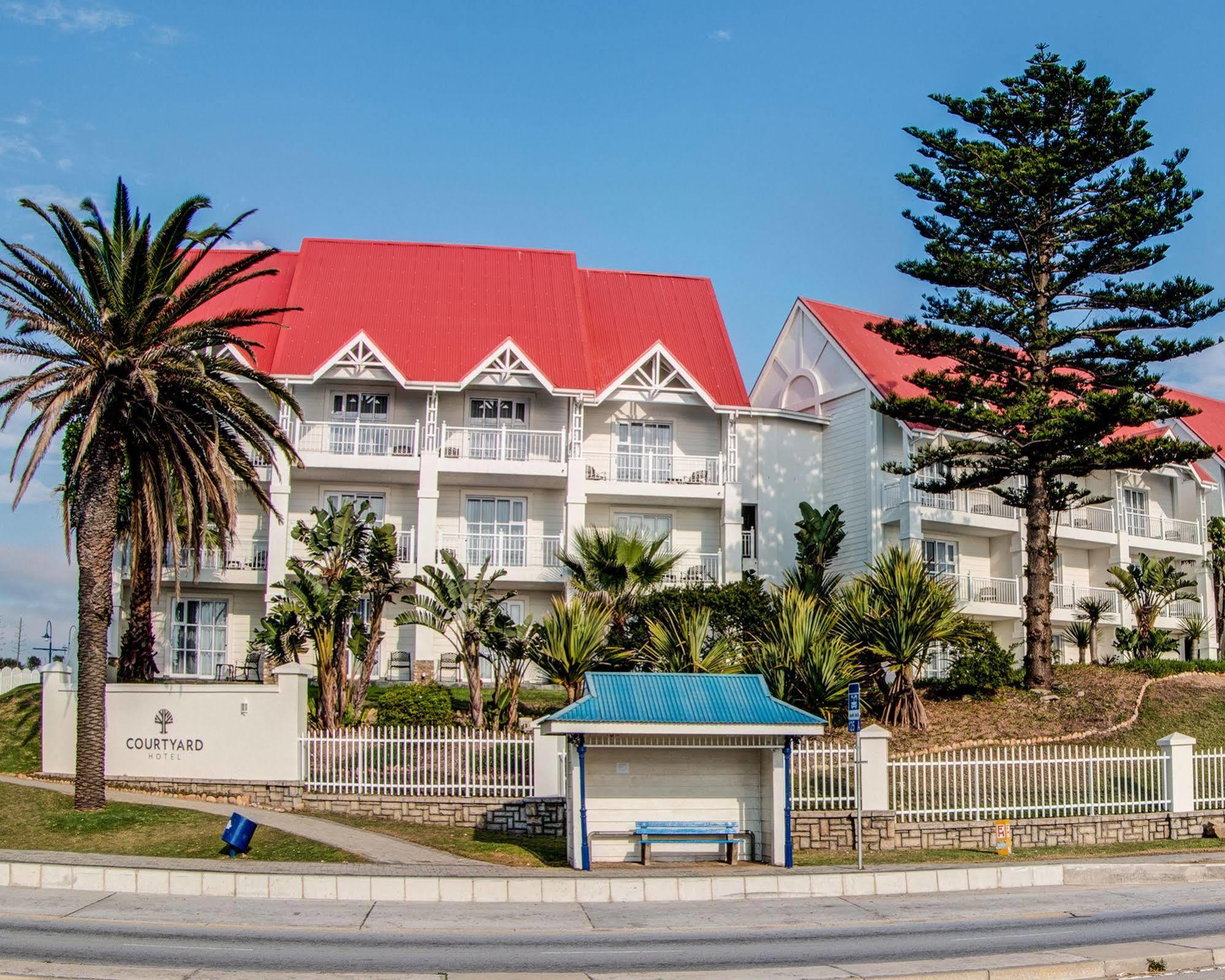 Courtyard Hotel Gqeberha Port Elizabeth Exterior photo